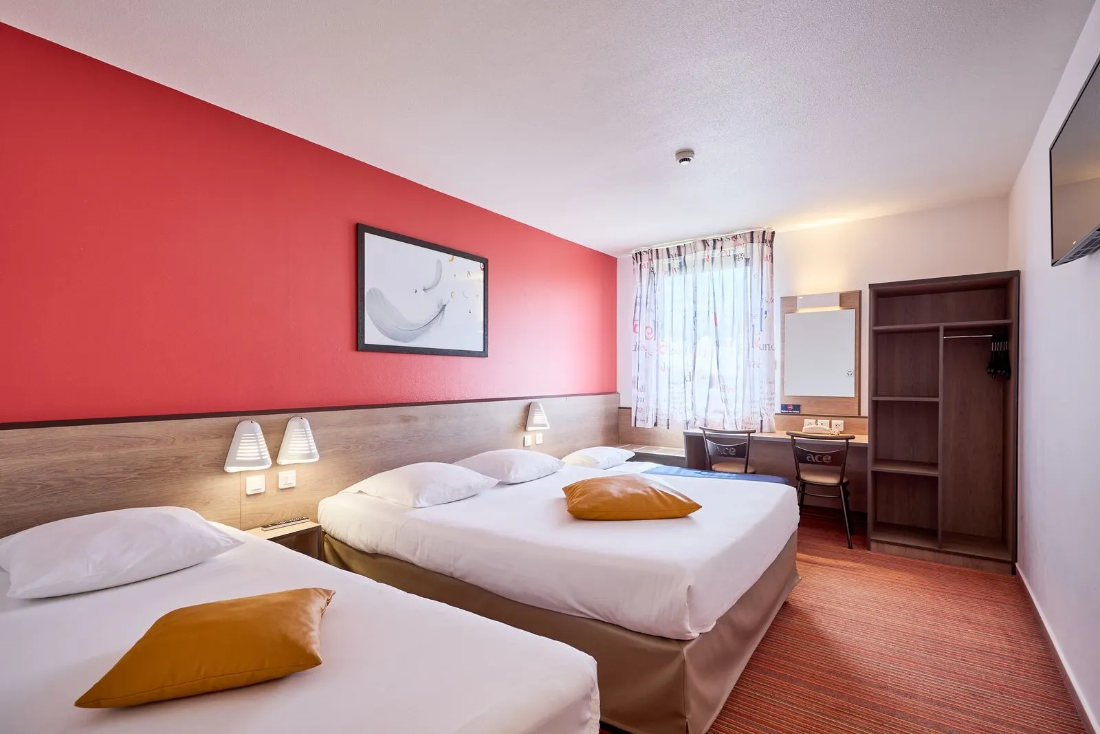 Chambre familiale de l'Hôtel Goodwood avec lit double et lits d'appoint